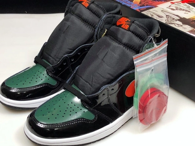 Retro Black Orange-Fir SoleFly x Team Air Jordan OG High AV3905-038 1 0710